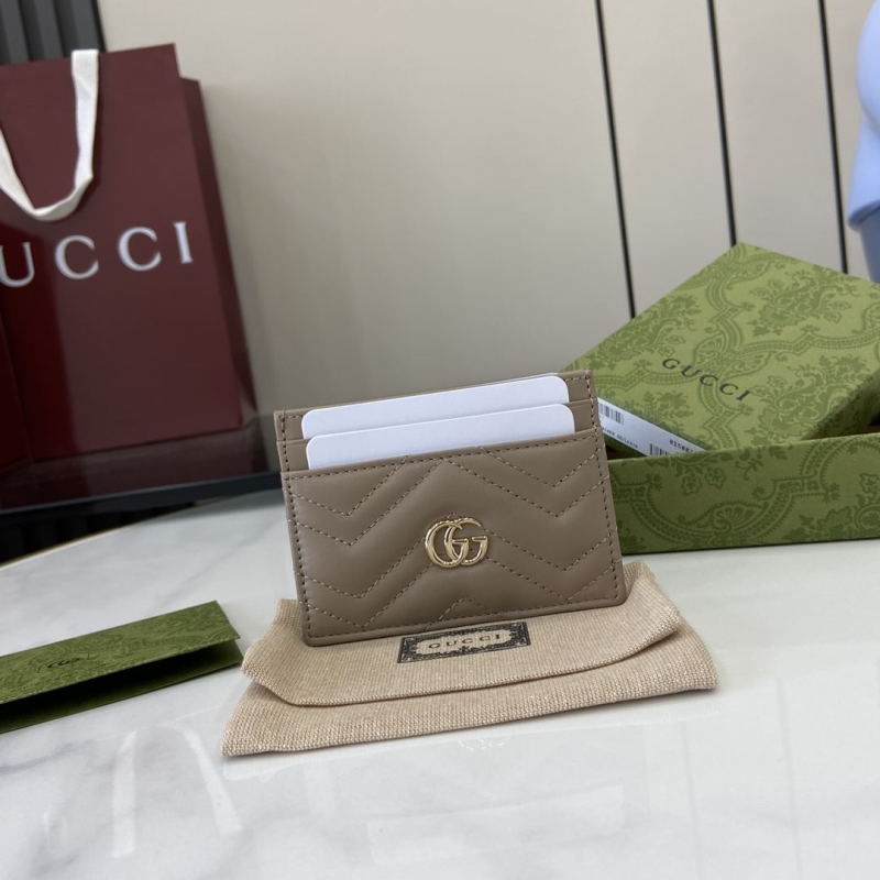 G*u*i wallets & purse